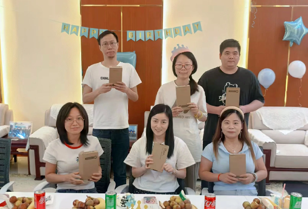 以夏之名 共赴美好 ‖ 7月員工生日會(huì)