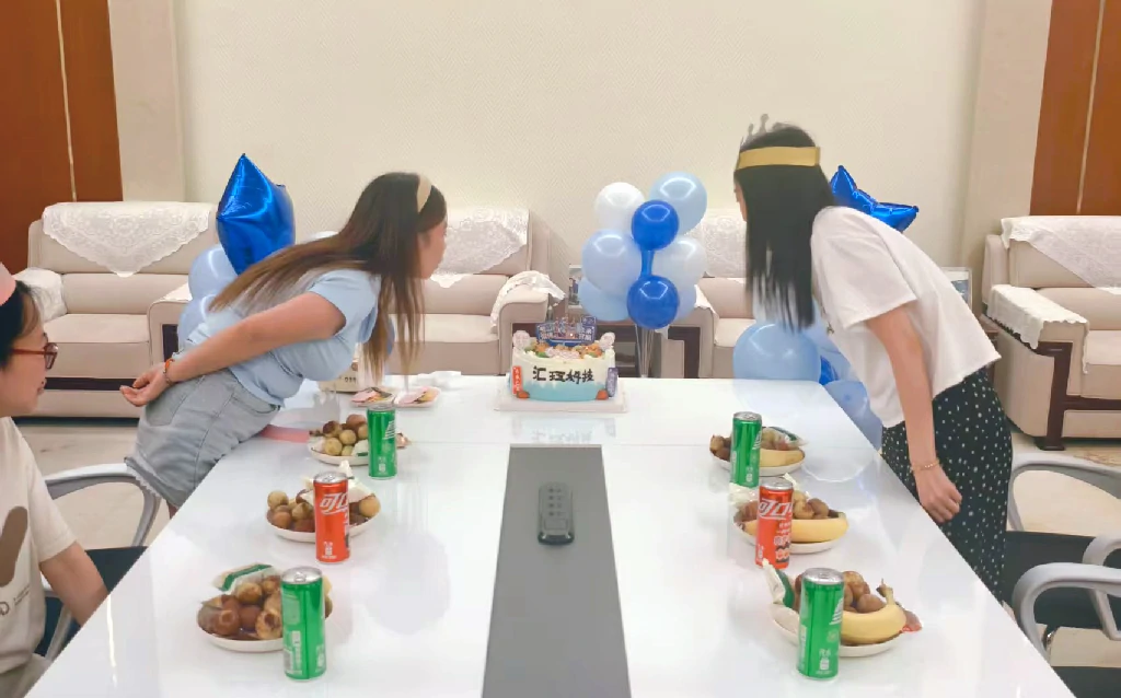 以夏之名 共赴美好 ‖ 7月員工生日會(huì)